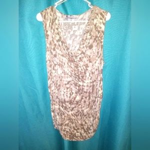 Jennifer Lopez sleeveless v-neck gathered sides waist flattering top sz XL